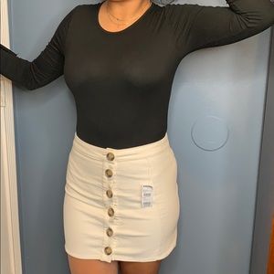 Corduroy ivory skirt.